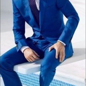 Men’s suit never worn super slim fit